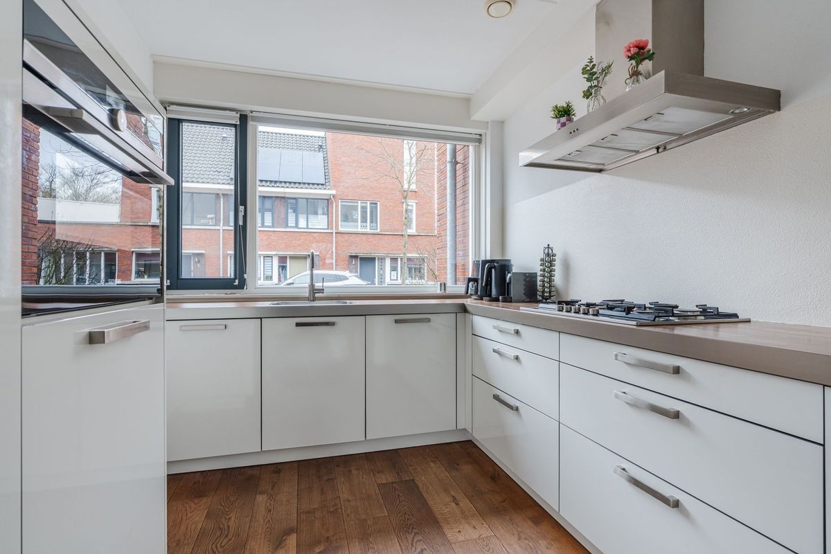 Poort 16 Photo Blur 13