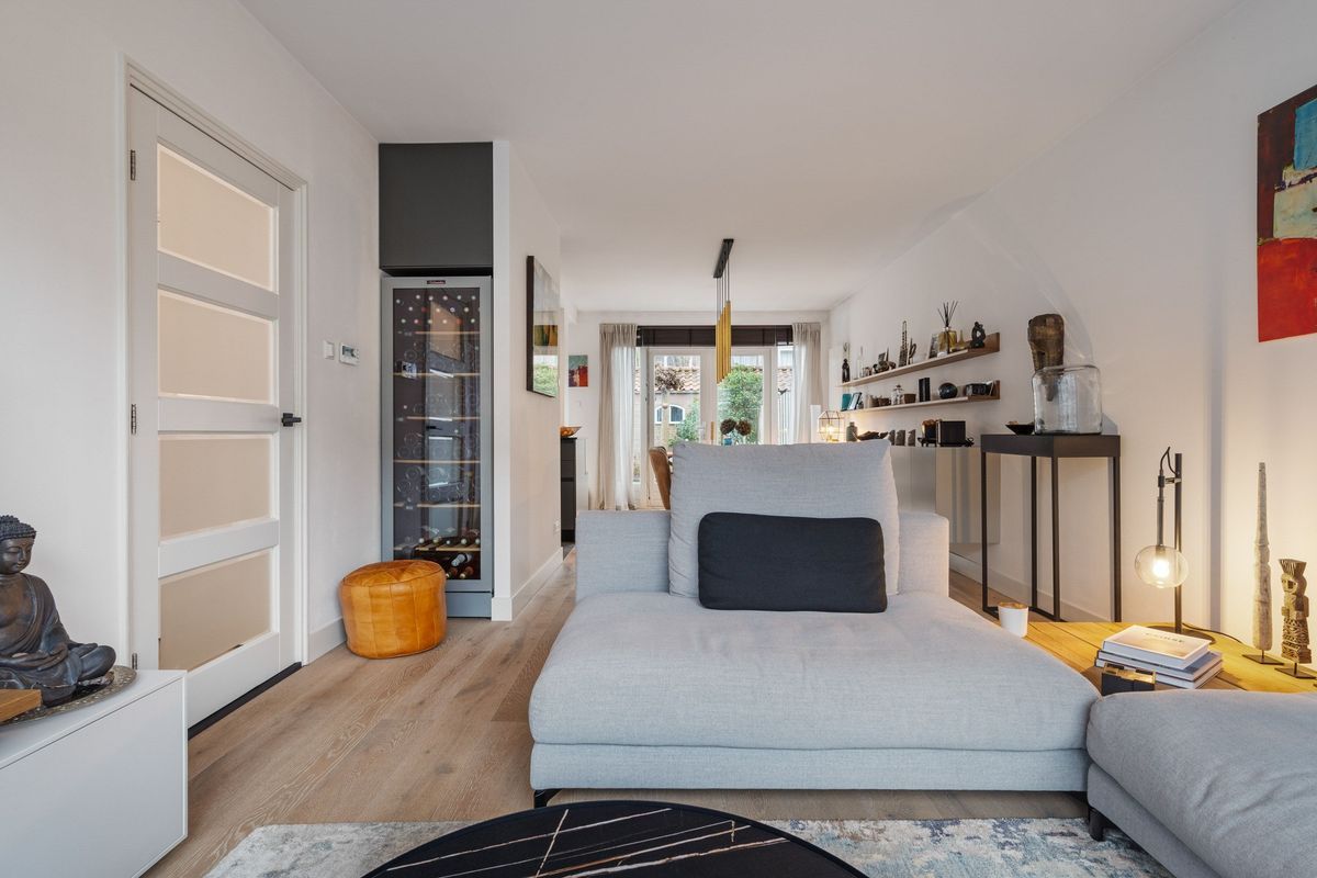 Albert Verweijstraat 7 Photo Blur 7