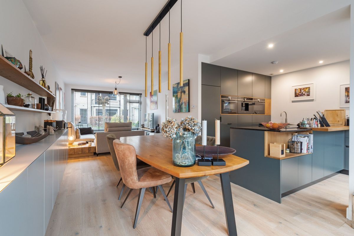 Albert Verweijstraat 7 Photo Blur 9