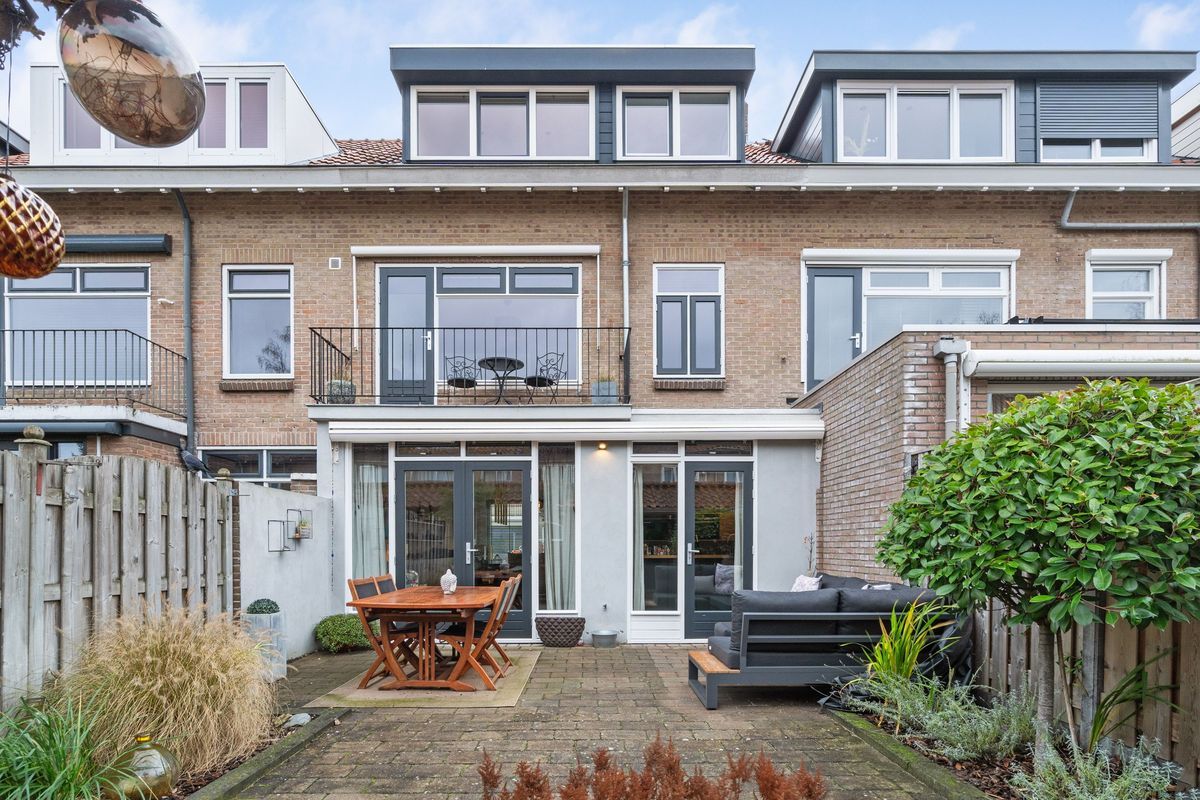 Albert Verweijstraat 7 Photo Blur 34