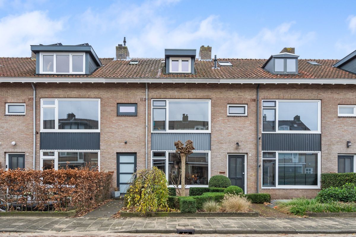 Albert Verweijstraat 7 Photo Blur 0