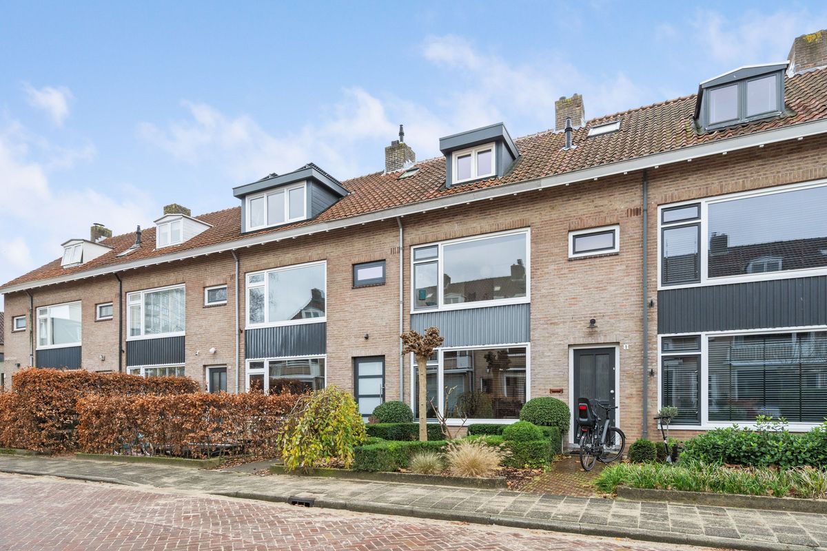 Albert Verweijstraat 7 Photo Blur 36