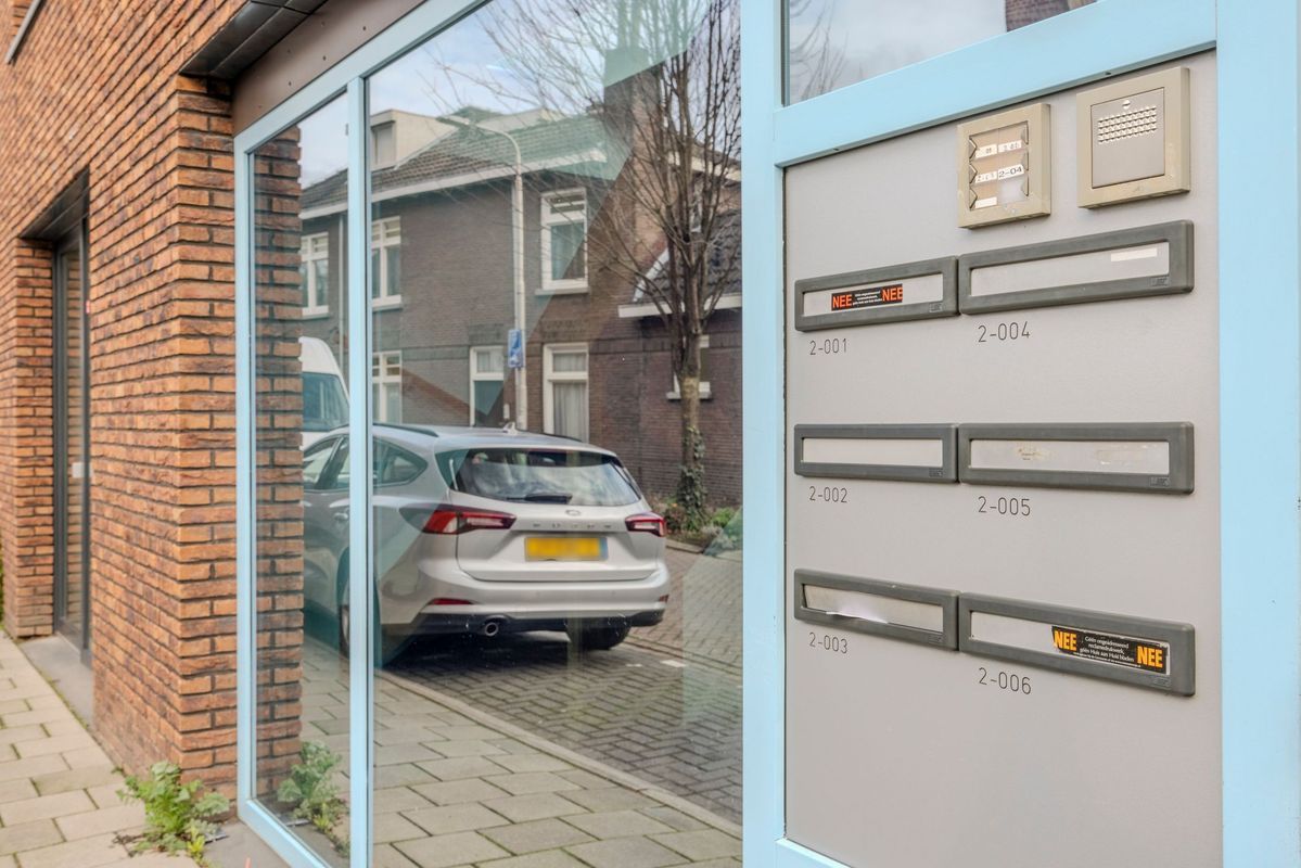 Noord-Besterdstraat 2 - 03 Photo Blur 31