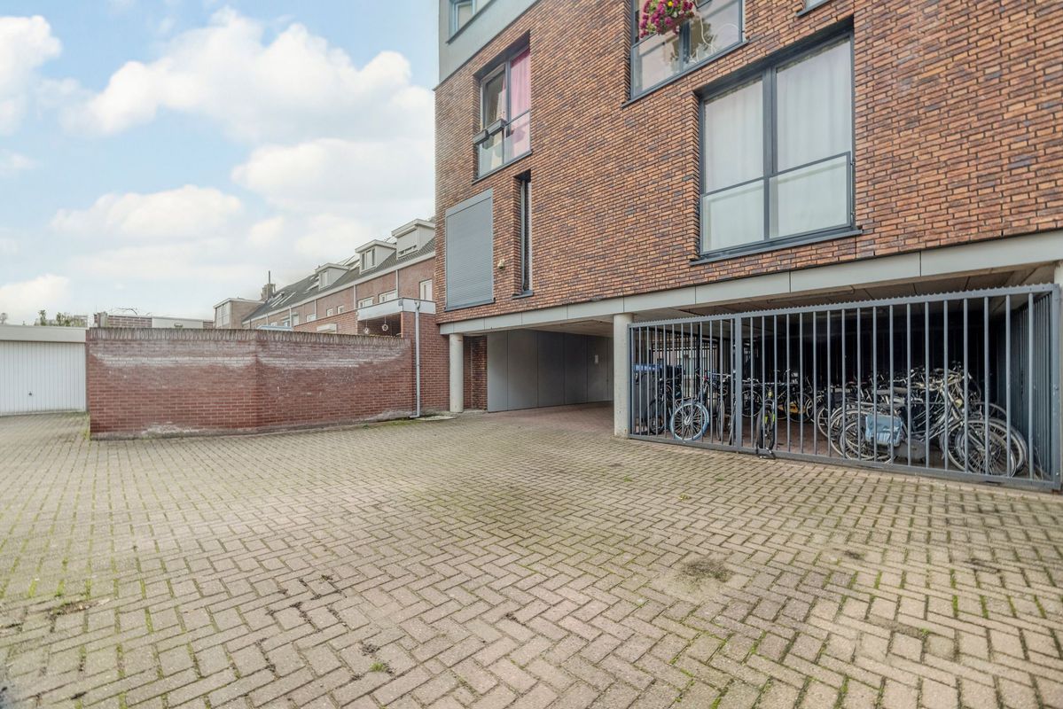 Noord-Besterdstraat 2 - 03 Photo Blur 26