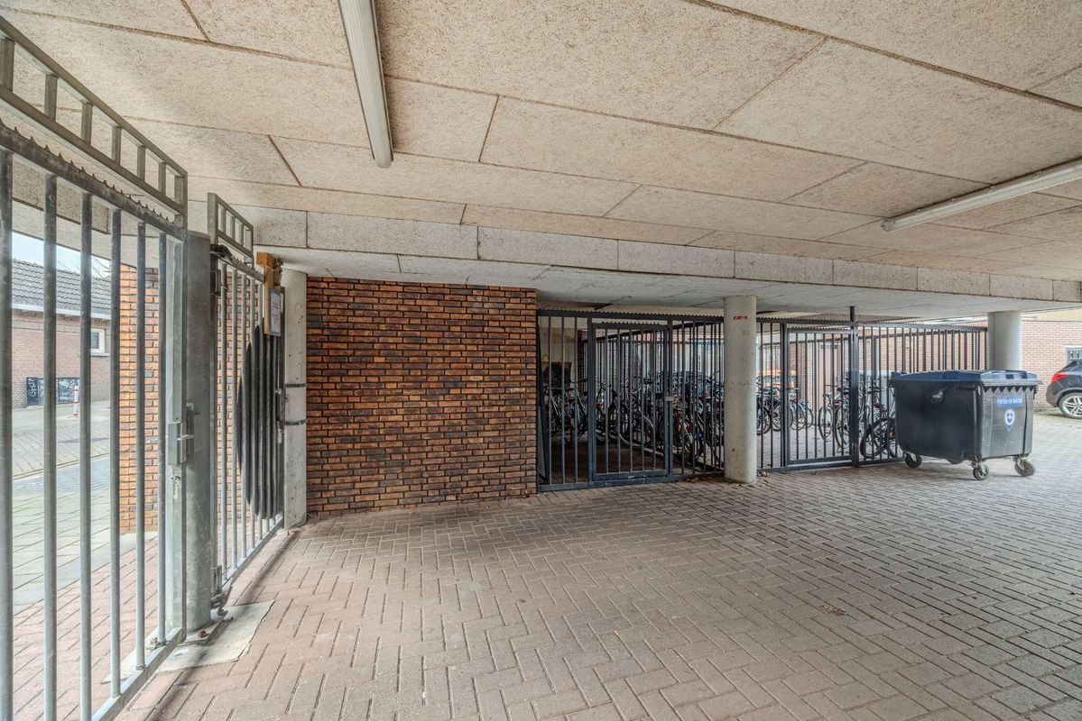 Noord-Besterdstraat 2 - 03 Photo Blur 38