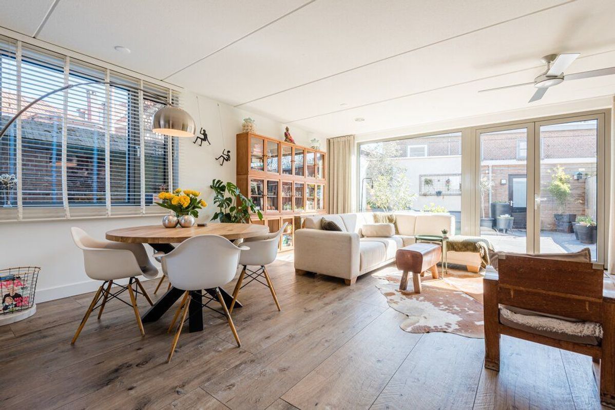 Rooi Hartenpark 1 Photo Blur 1