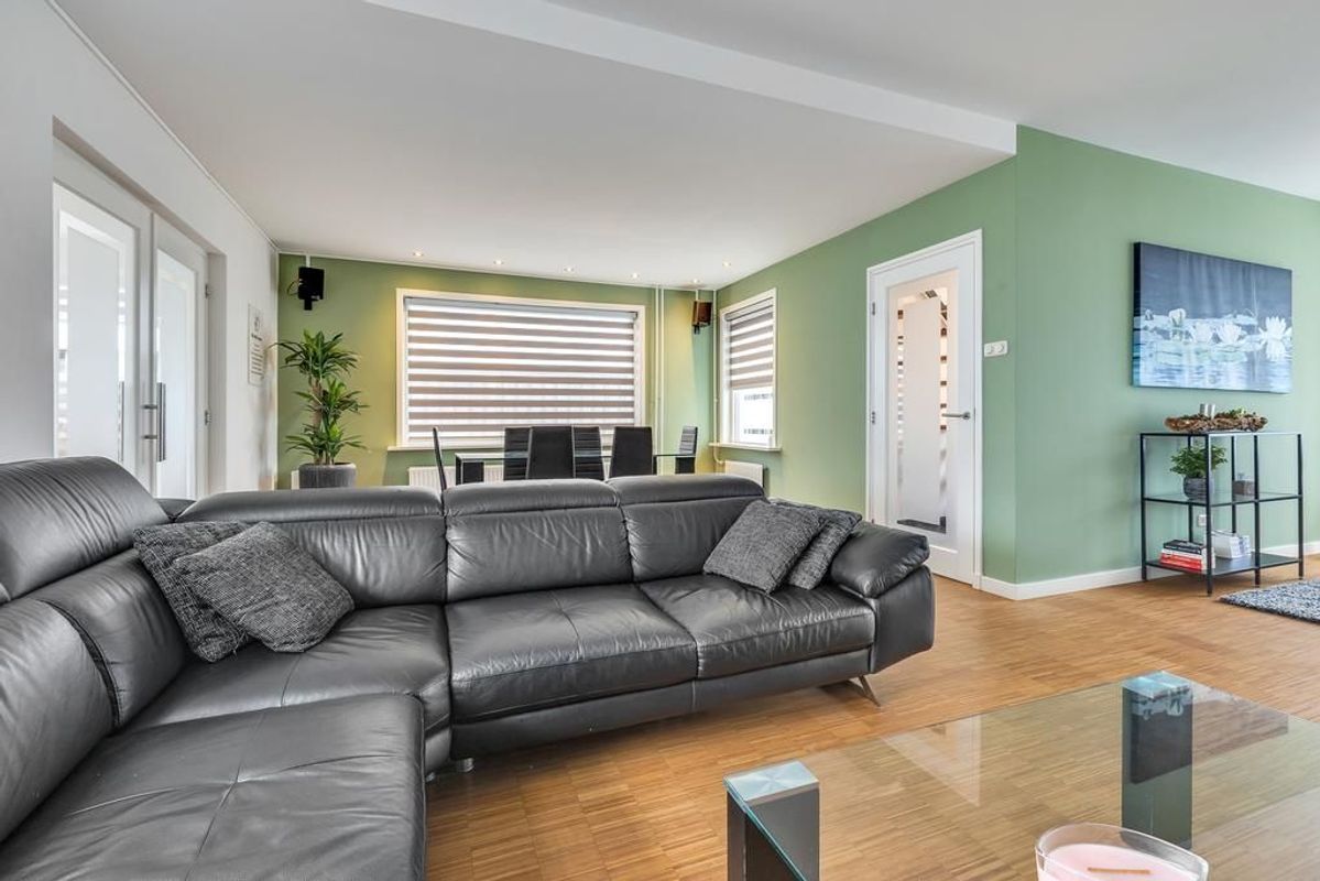 Eindhovenseweg 35 Photo Blur 3