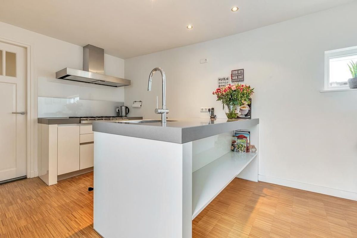 Eindhovenseweg 35 Photo Blur 2