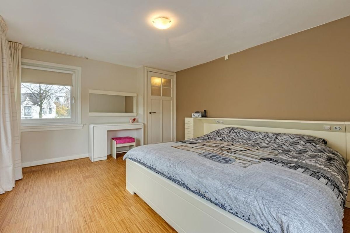 Eindhovenseweg 35 Photo Blur 23