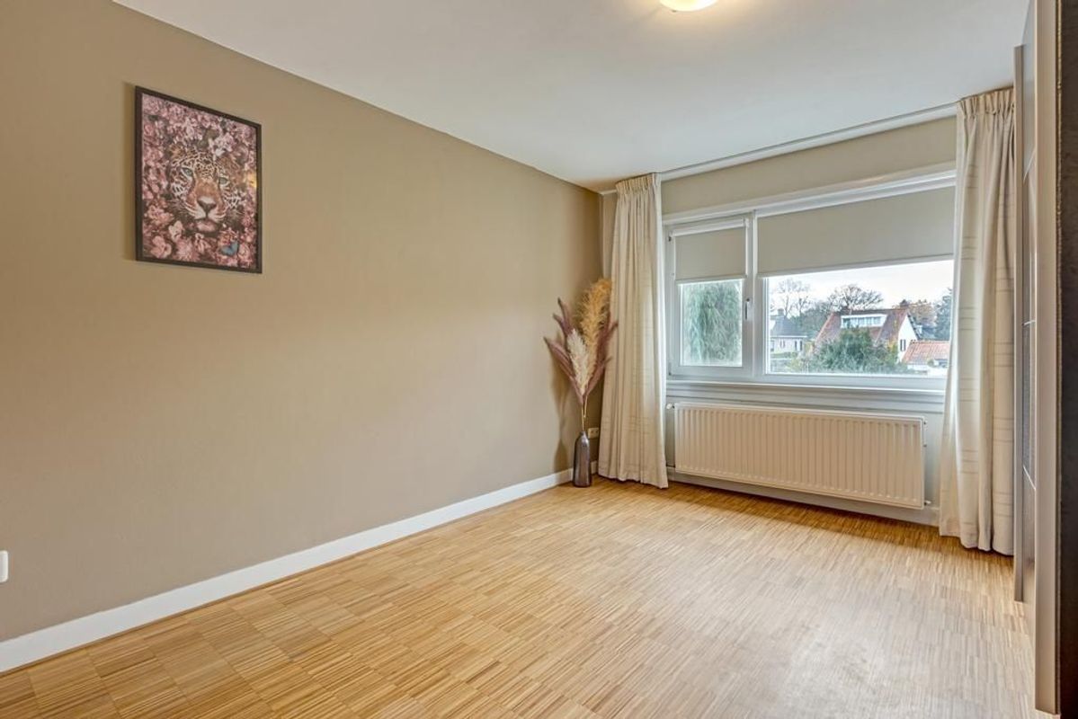 Eindhovenseweg 35 Photo Blur 24