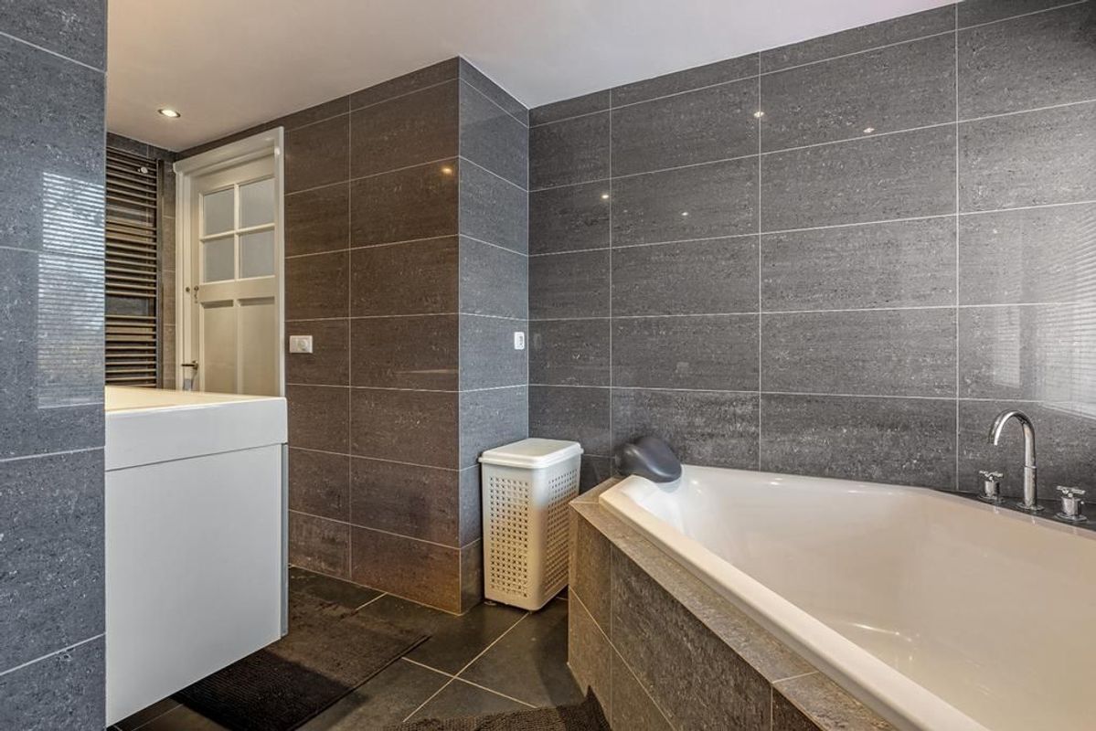 Eindhovenseweg 35 Photo Blur 27