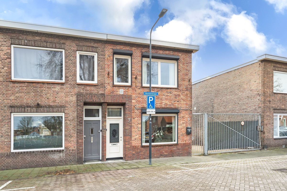 Oosterstraat 7 Photo Blur 30