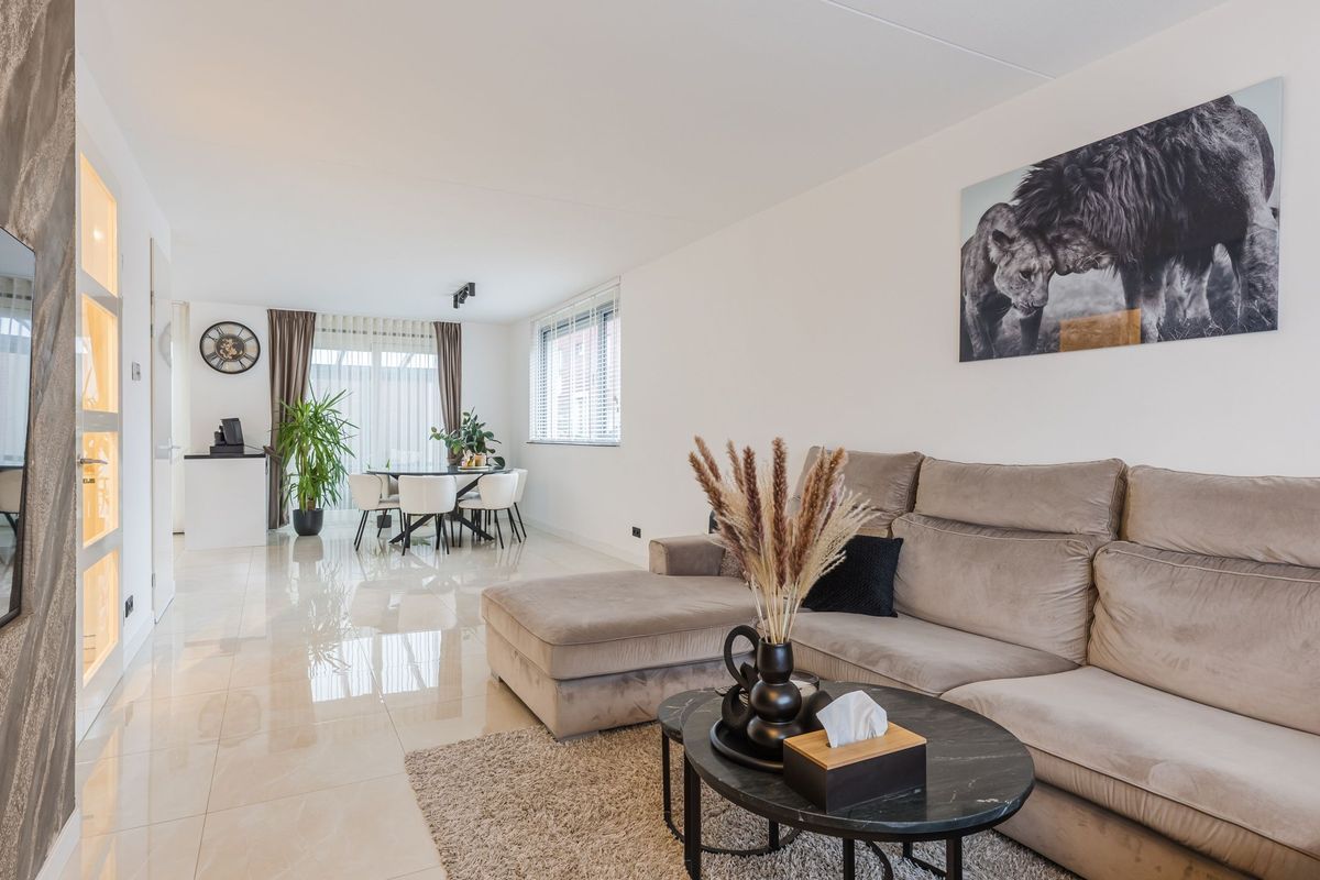 Piet Heinstraat 18 Photo Blur 3