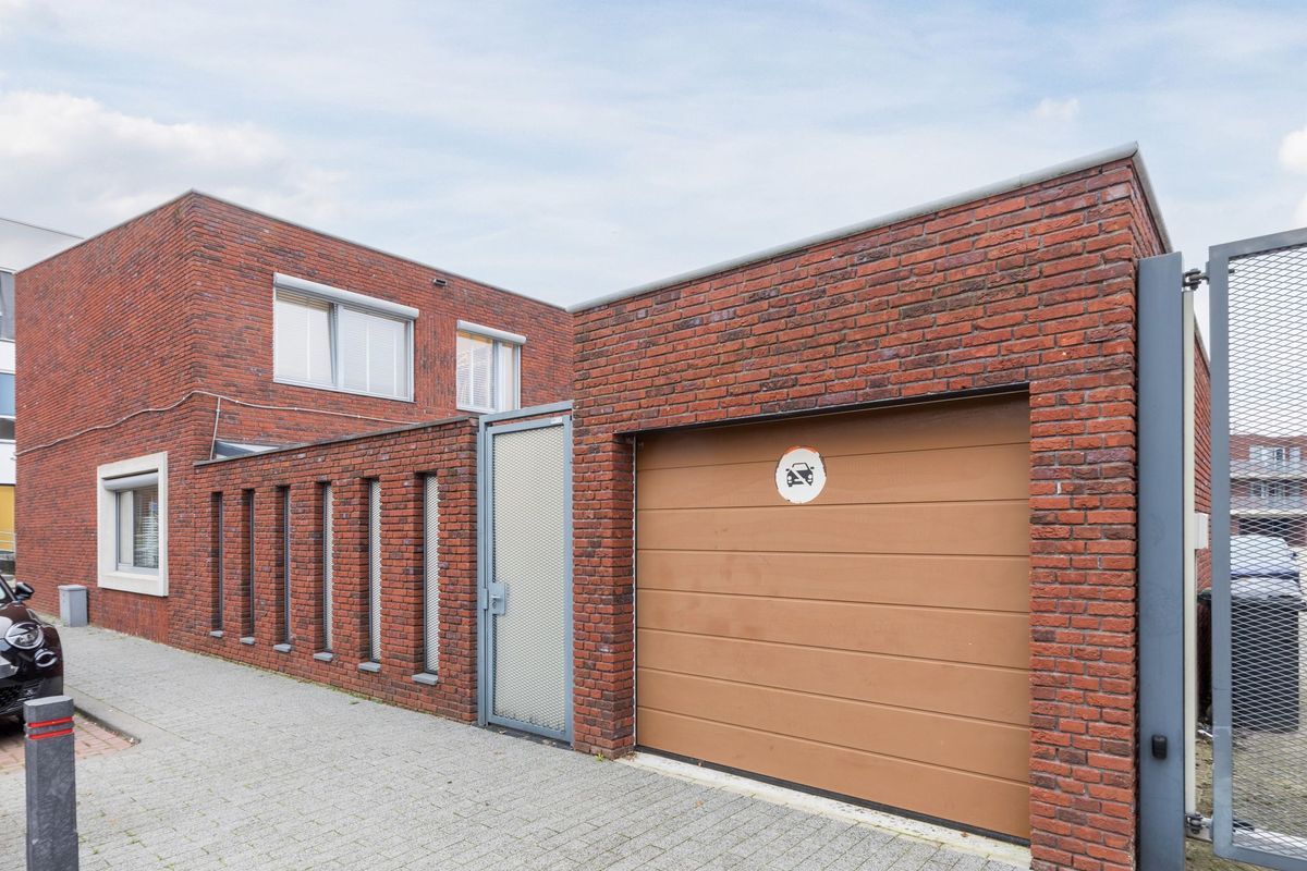 Piet Heinstraat 18 Photo Blur 26