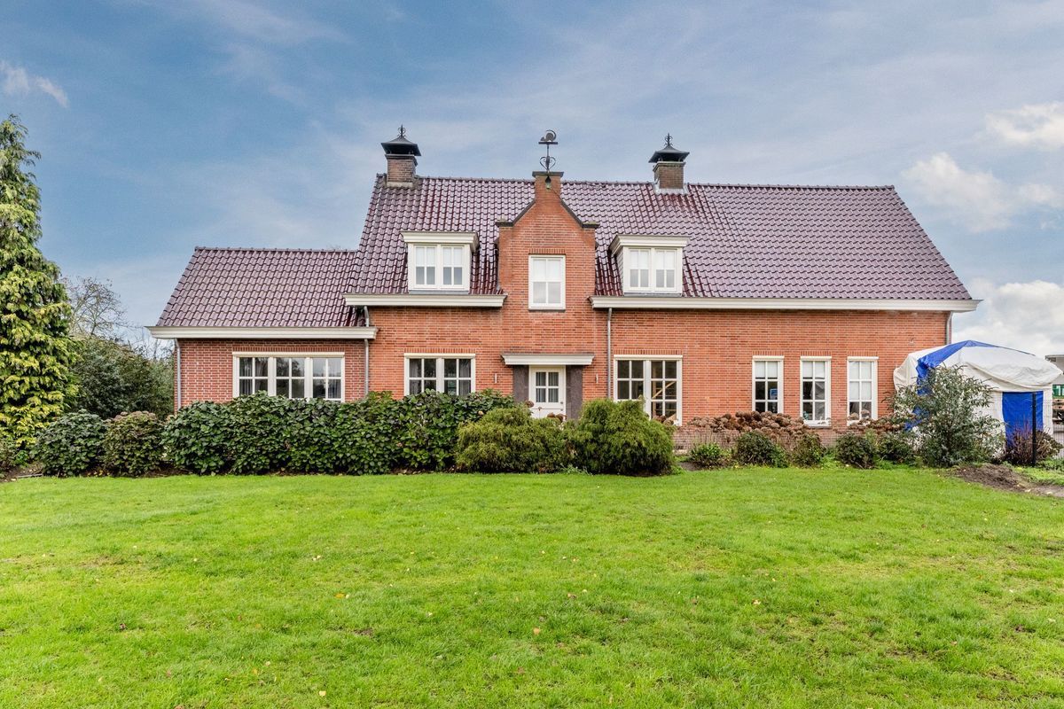 Oisterwijksebaan 9 Photo Blur 3