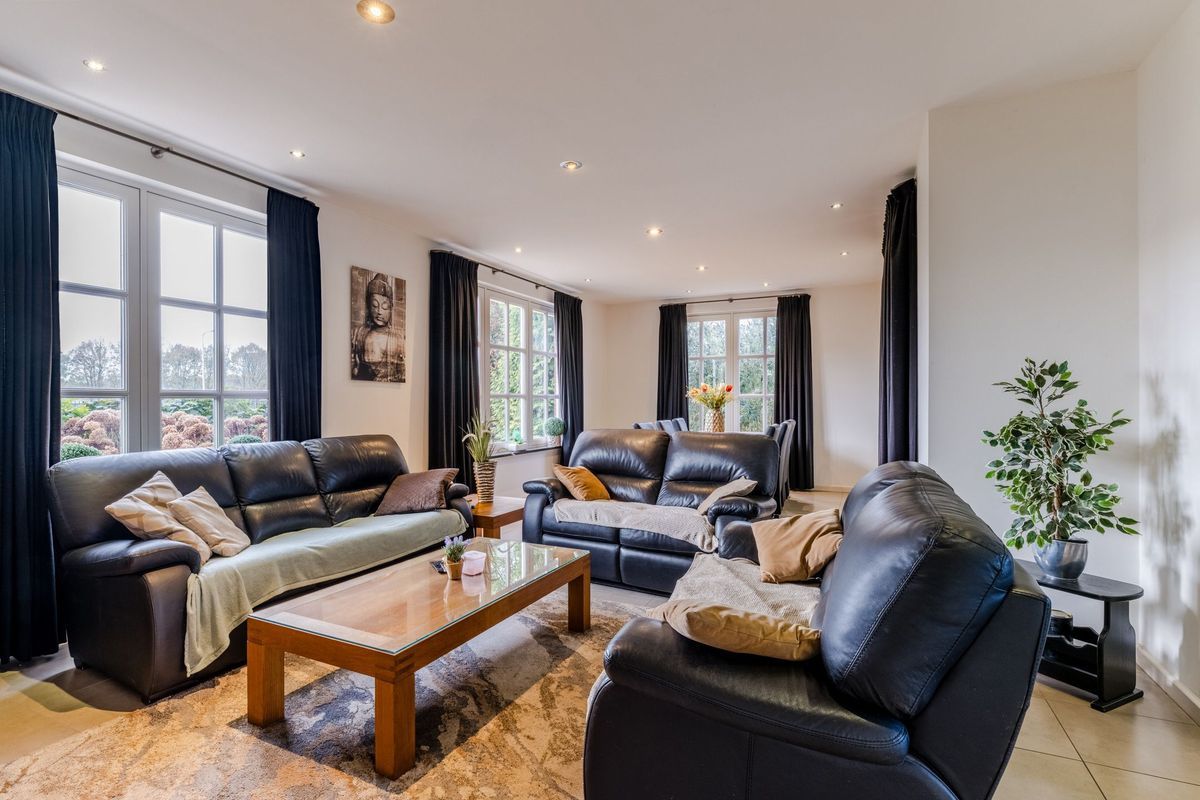 Oisterwijksebaan 9 Photo Blur 4