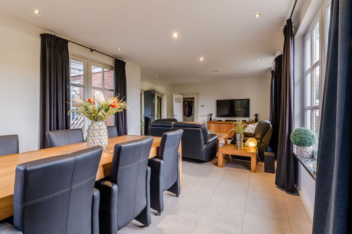 Oisterwijksebaan 9 Photo Blur 5