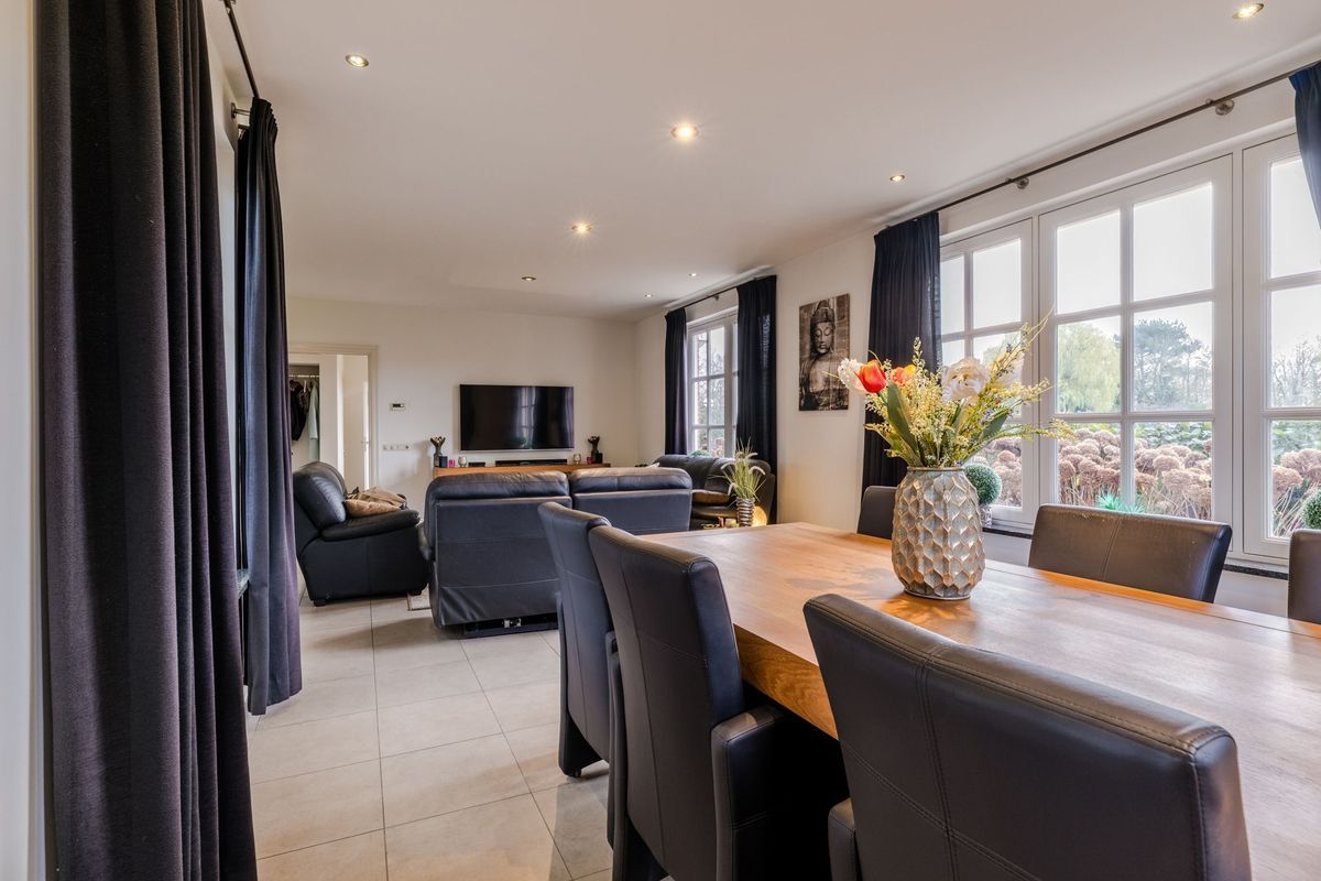 Oisterwijksebaan 9 Photo Blur 6