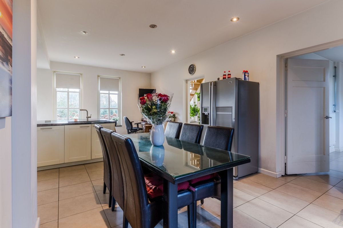 Oisterwijksebaan 9 Photo Blur 13