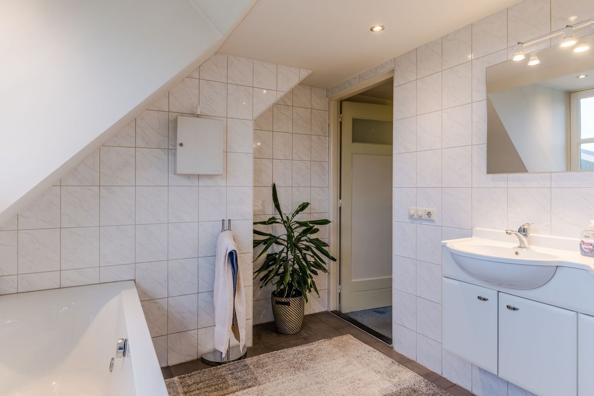 Oisterwijksebaan 9 Photo Blur 31