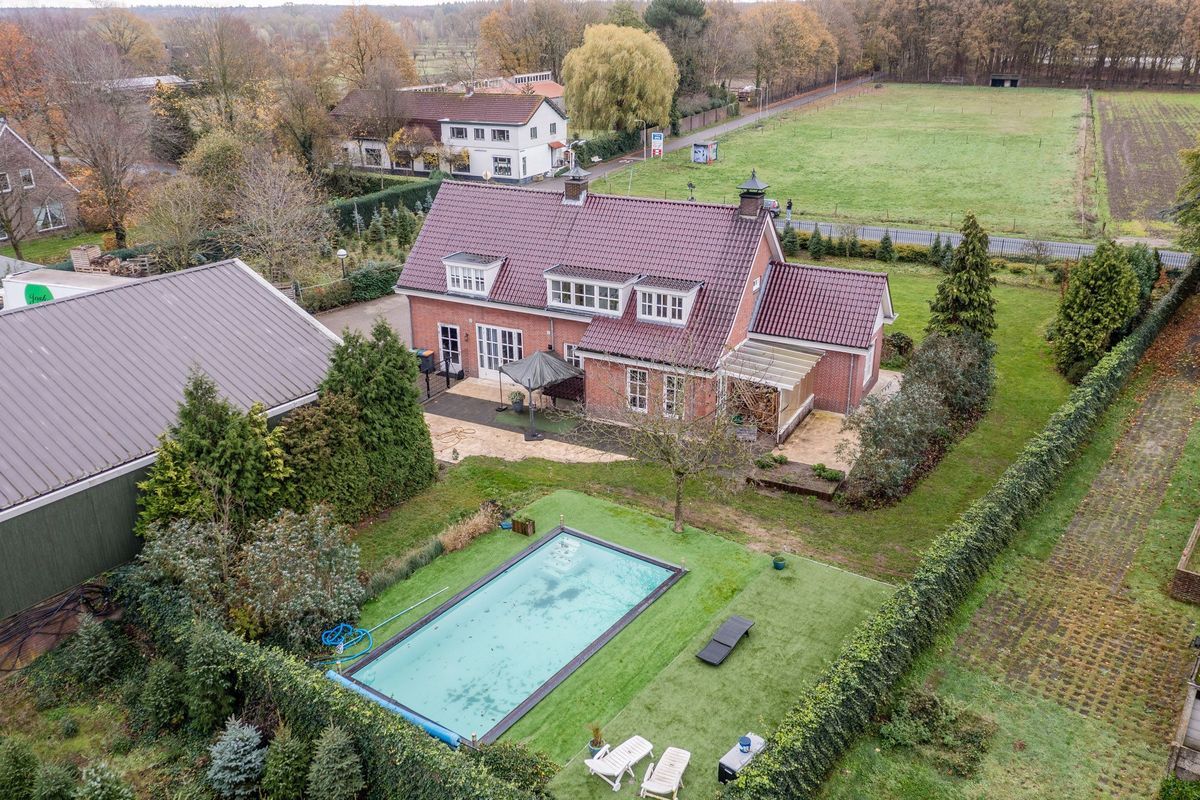 Oisterwijksebaan 9 Photo Blur 0