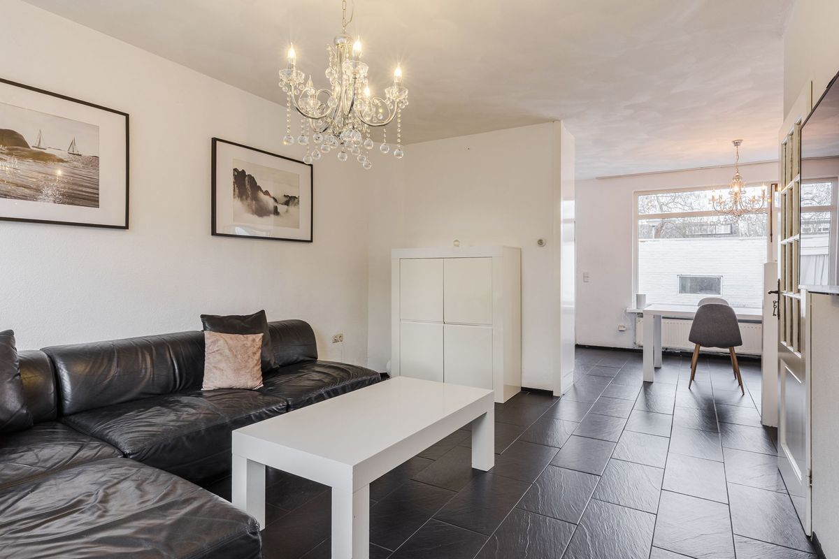 Lijsterbeslaan 15 Photo Blur 1