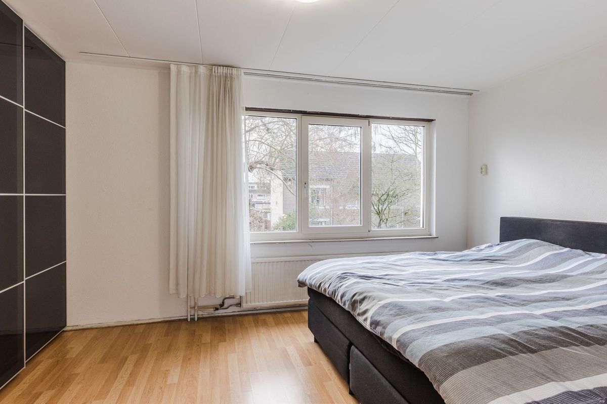 Lijsterbeslaan 15 Photo Blur 10