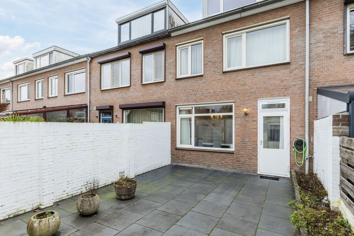 Lijsterbeslaan 15 Photo Blur 22