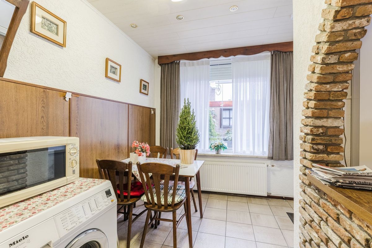 Christiaan Huygensstraat 50 Photo Blur 8