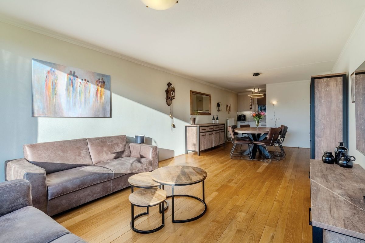 Meeuwenhof 20 Photo Blur 20