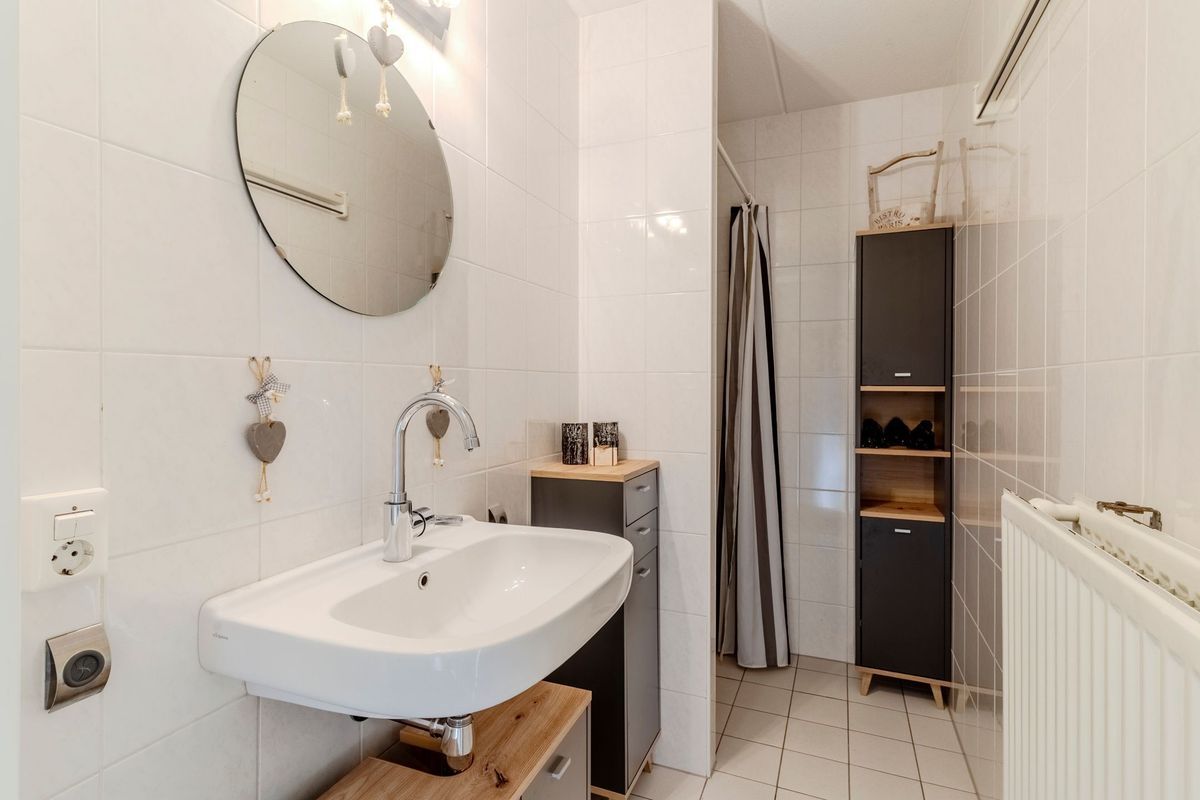 Meeuwenhof 20 Photo Blur 33