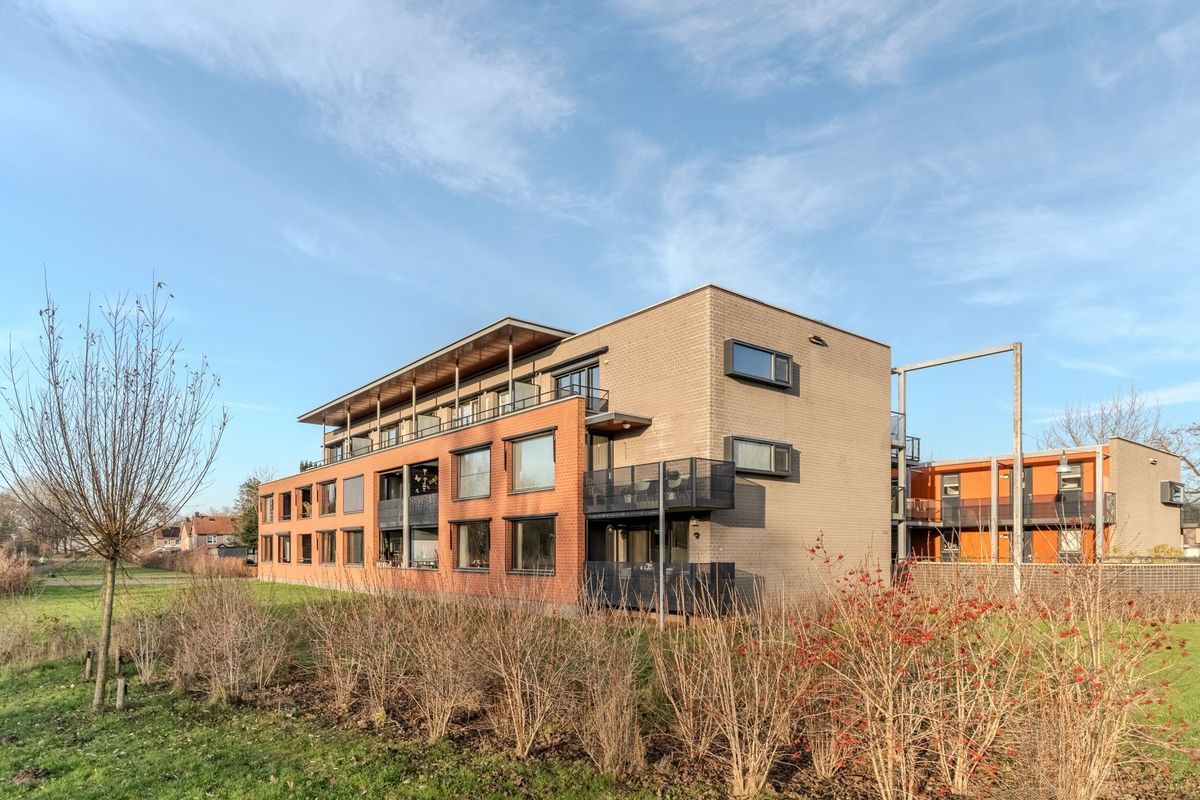 Meeuwenhof 20 Photo Blur 43