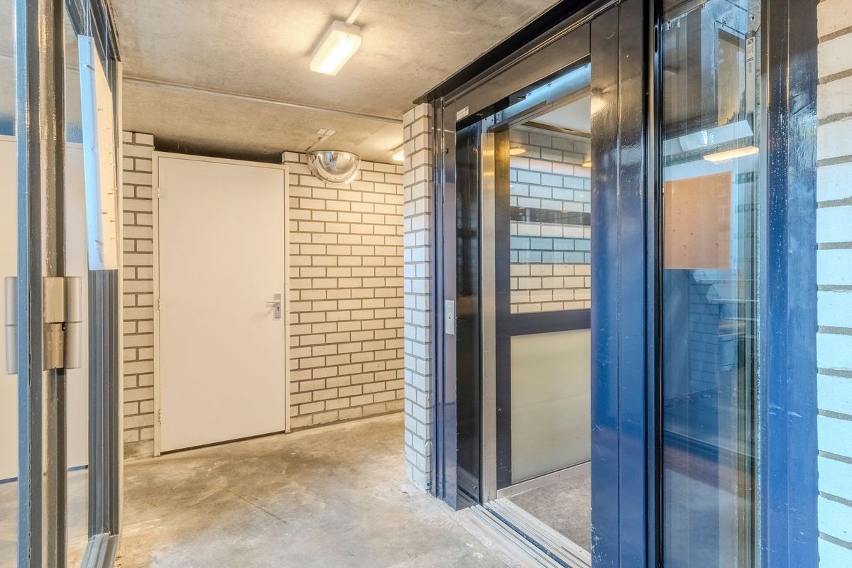 Meeuwenhof 20 Photo Blur 45