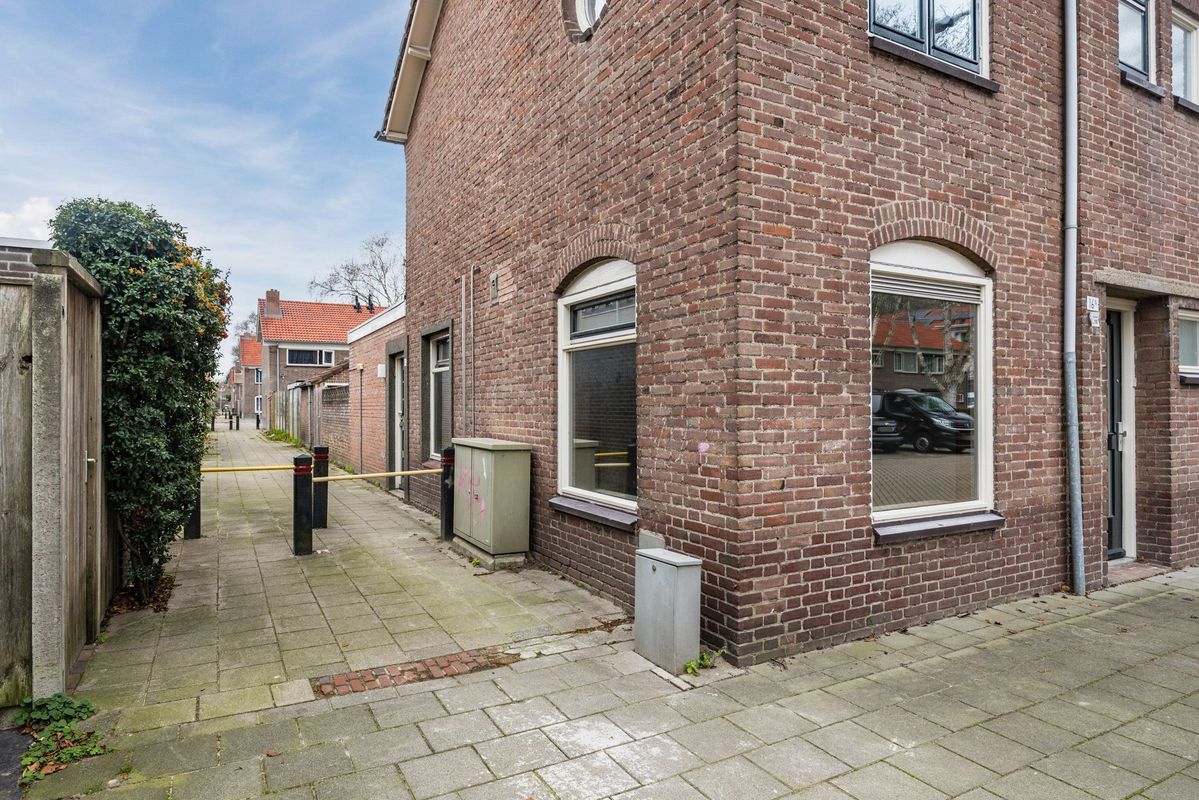 Christinahof 16 Photo Blur 35