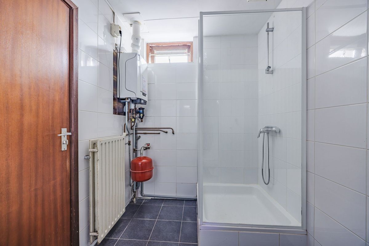 Christinahof 16 Photo Blur 22