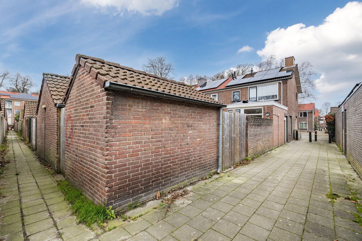 Christinahof 16 Photo Blur 31