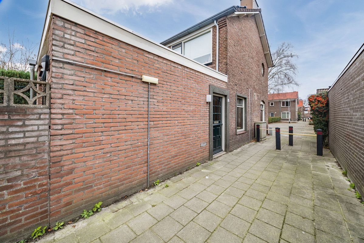 Christinahof 16 Photo Blur 33