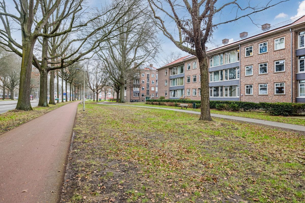 Christinahof 16 Photo Blur 40