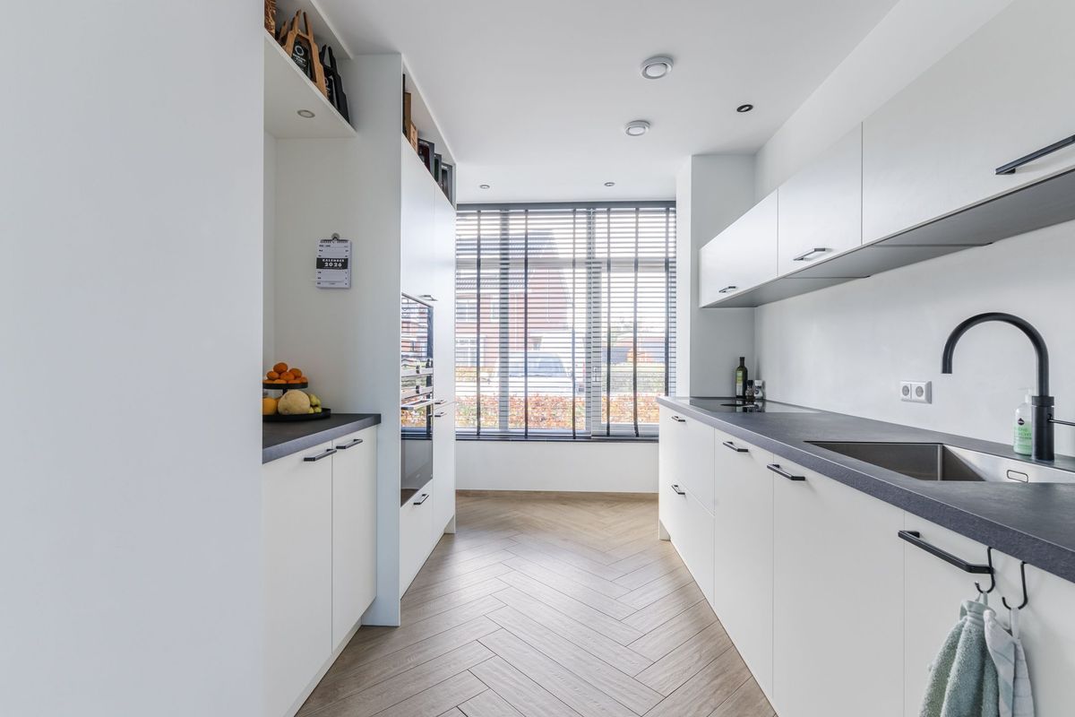 Bernard Leenestraat 80 Photo Blur 7