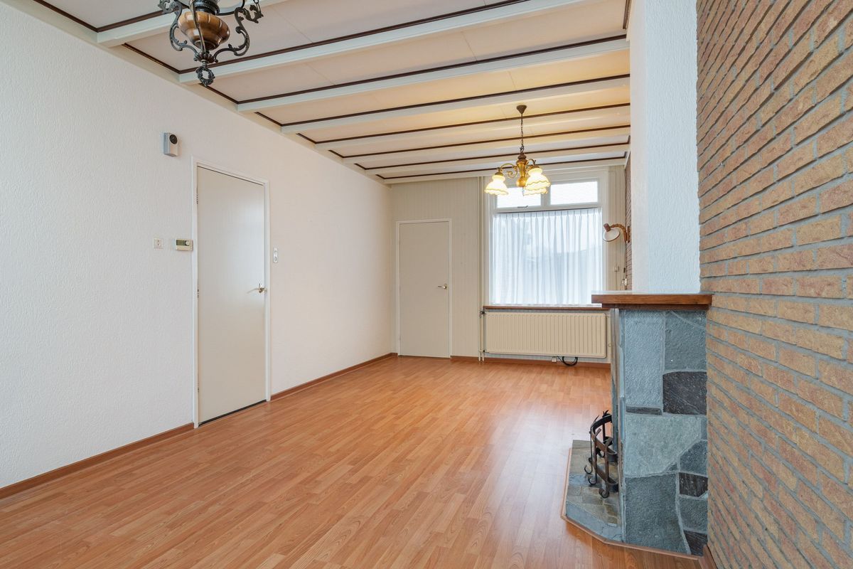 Generaal Maczekstraat 126 Photo Blur 4