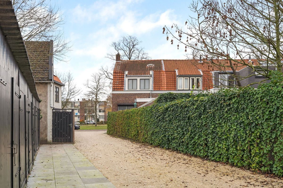 Generaal Maczekstraat 126 Photo Blur 26