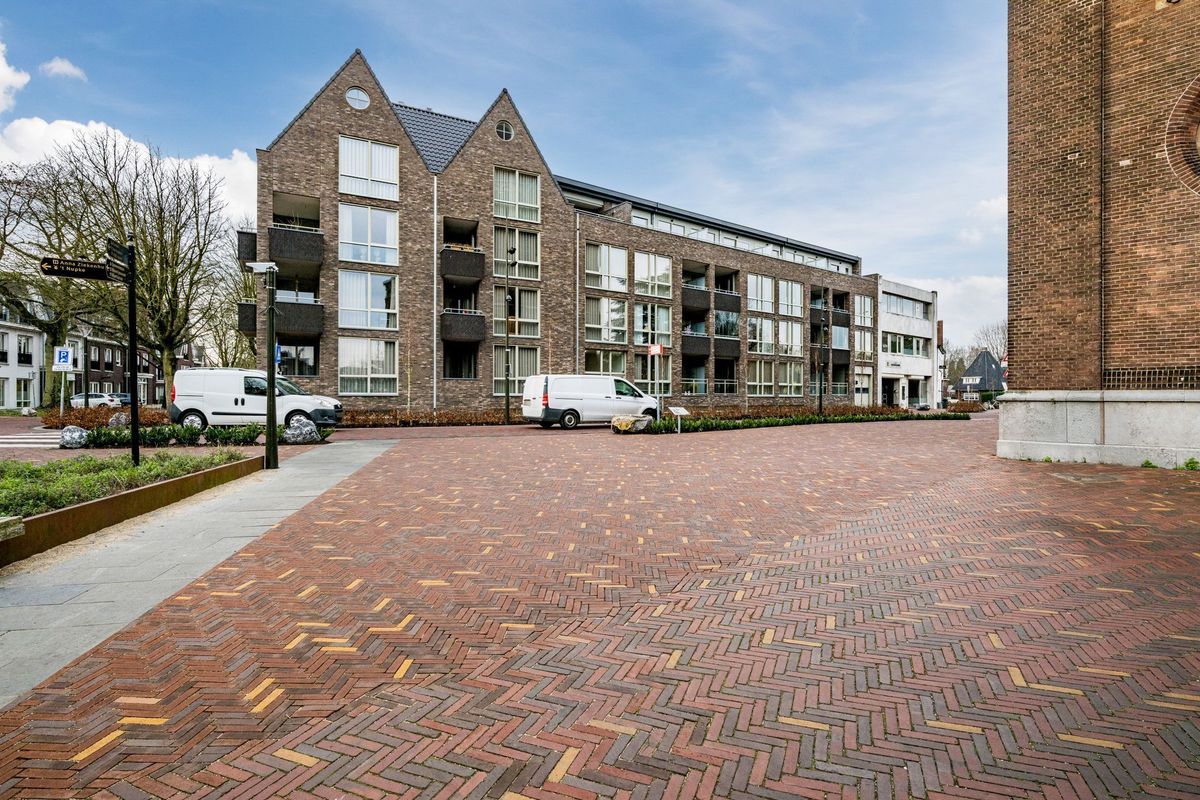 Nieuwendijk 1 - F Photo Blur 1