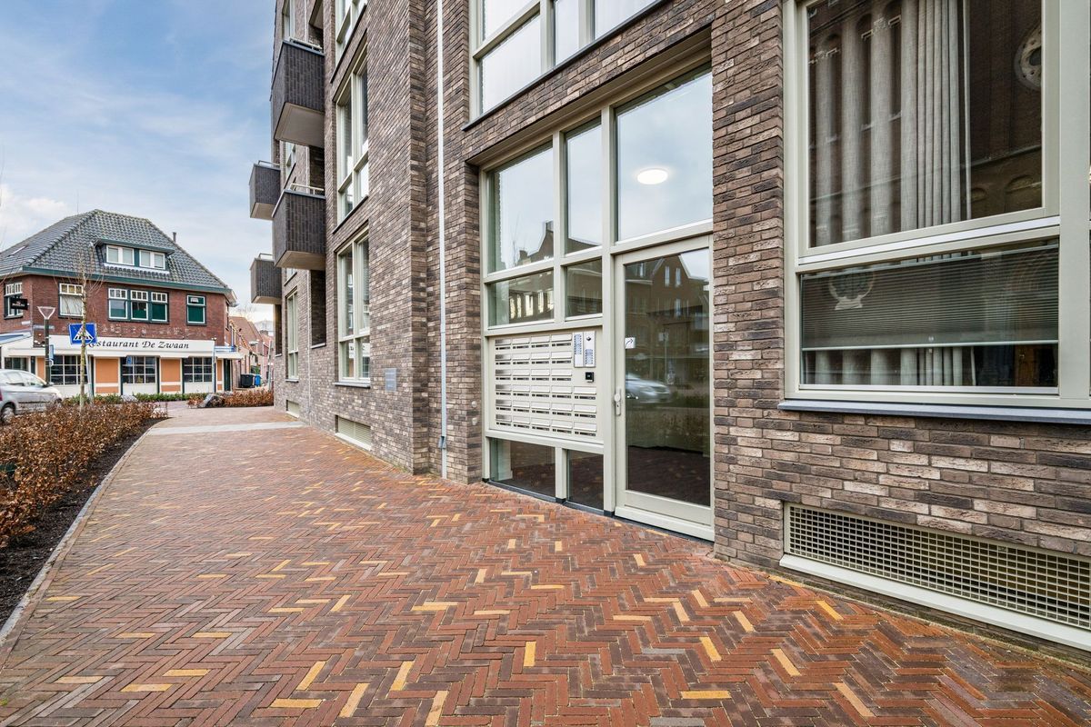 Nieuwendijk 1 - F Photo Blur 4