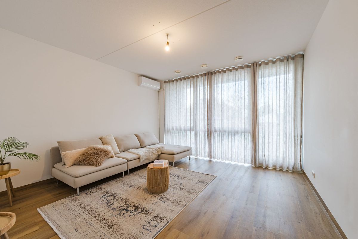 Nieuwendijk 1 - F Photo Blur 6