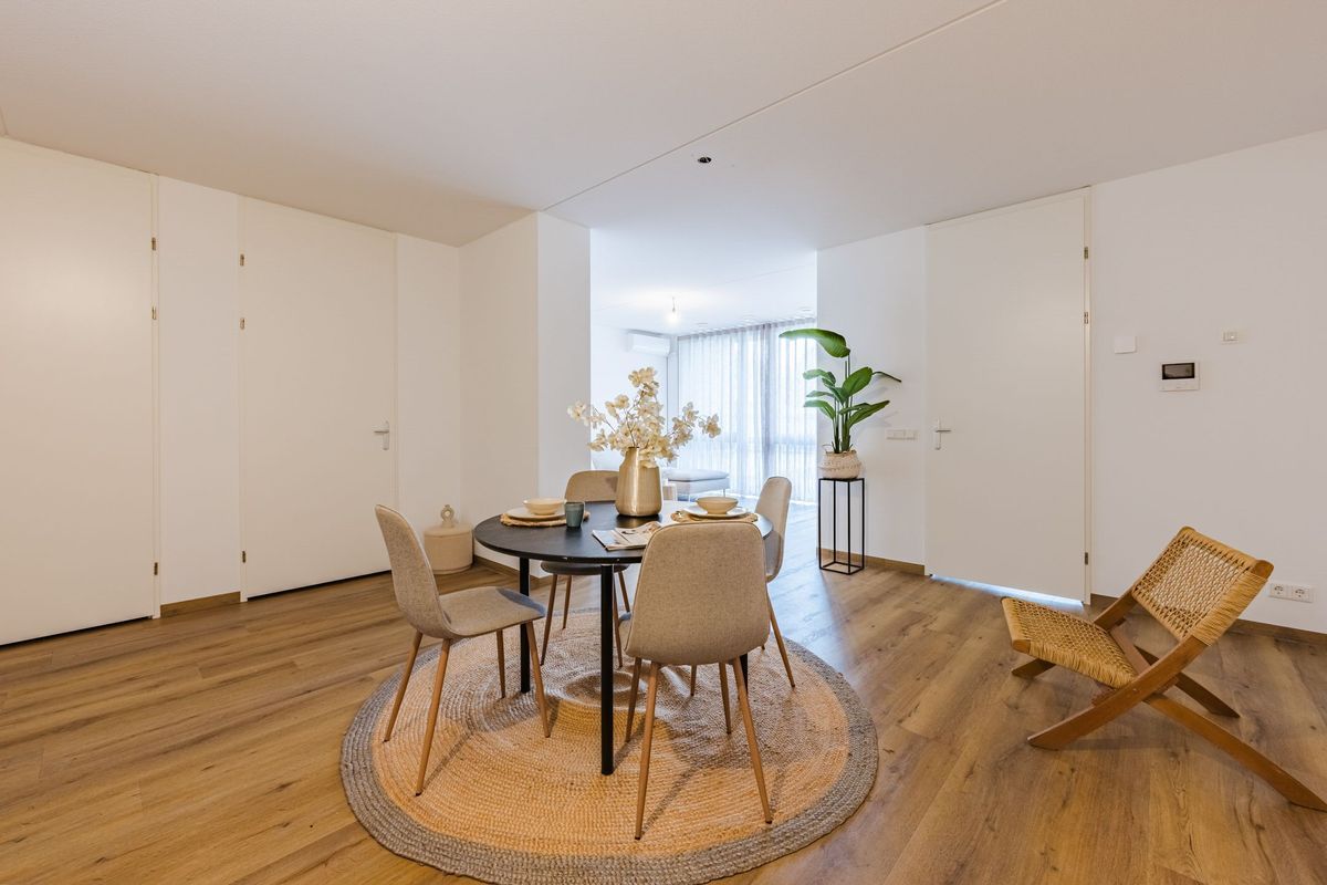 Nieuwendijk 1 - F Photo Blur 9