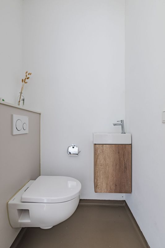 Nieuwendijk 1 - F Photo Blur 17