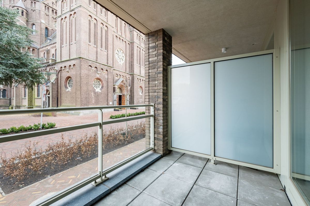 Nieuwendijk 1 - F Photo Blur 19