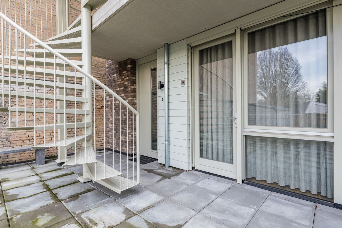 Nieuwendijk 1 - F Photo Blur 20