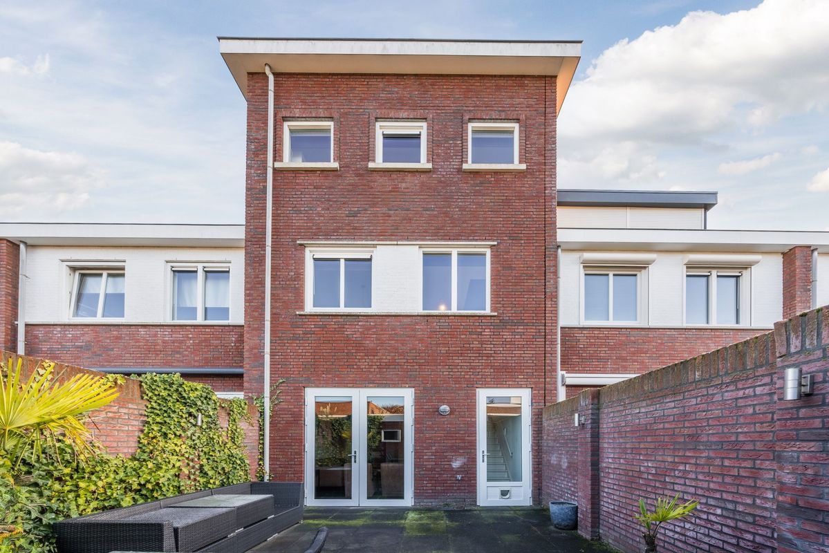 Haansbergseweg 7 Photo Blur 3