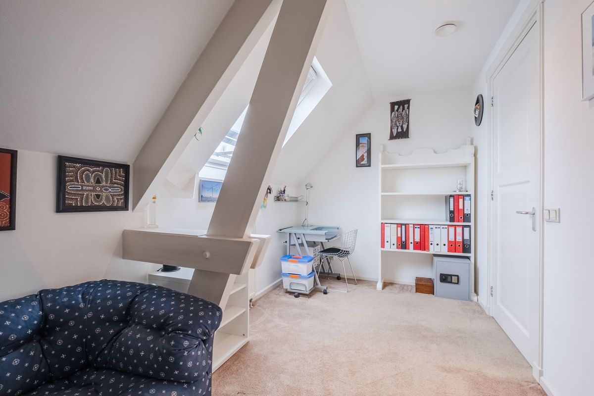 Stationsstraat 19 - D Photo Blur 26